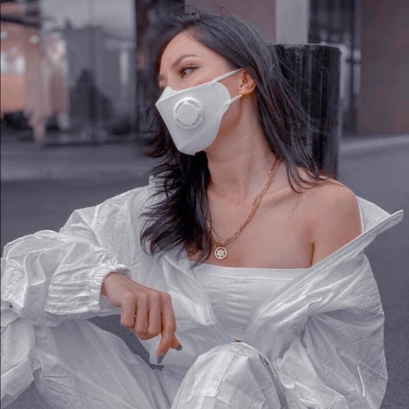 XC99 White  Mask 😷 - Picture 1 of 5